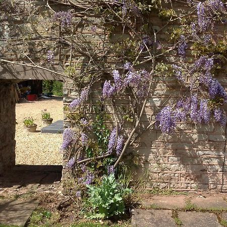 The Coach House Bed & Breakfast Ross-on-Wye Exterior photo